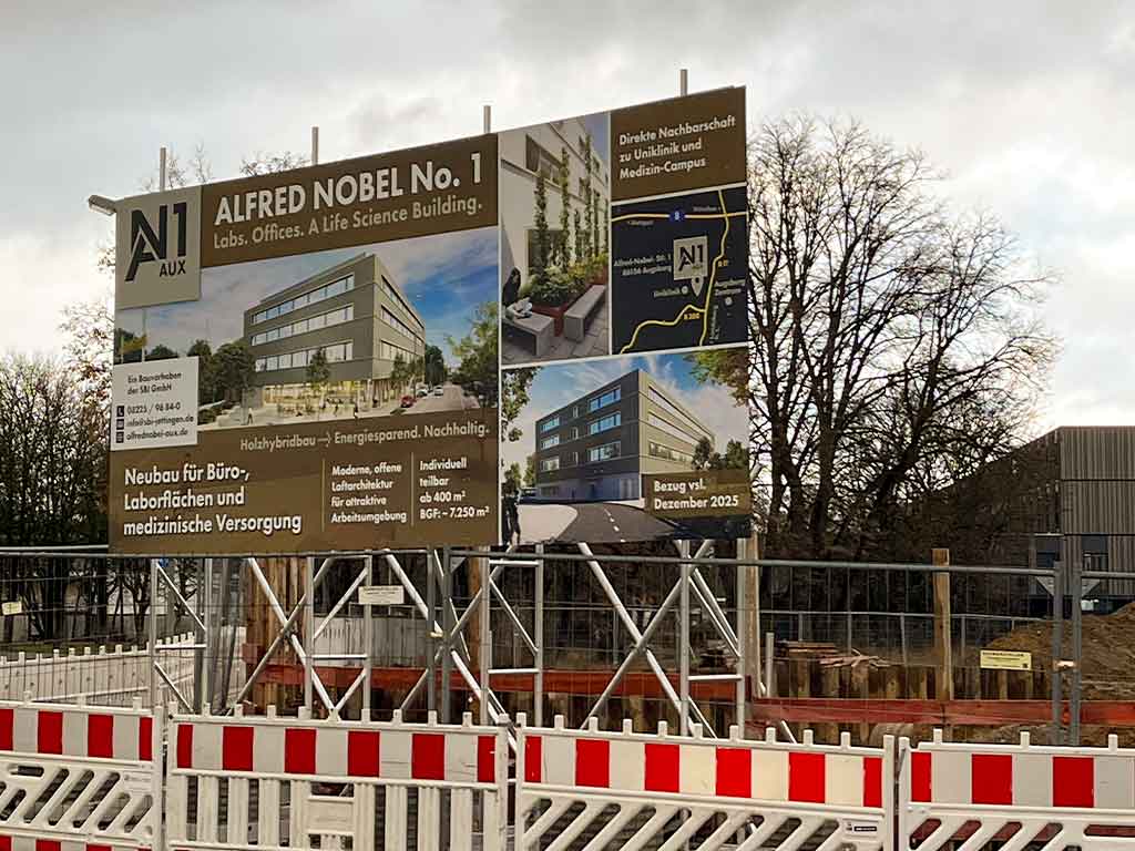 Bauschild inkl. Gerüst mieten