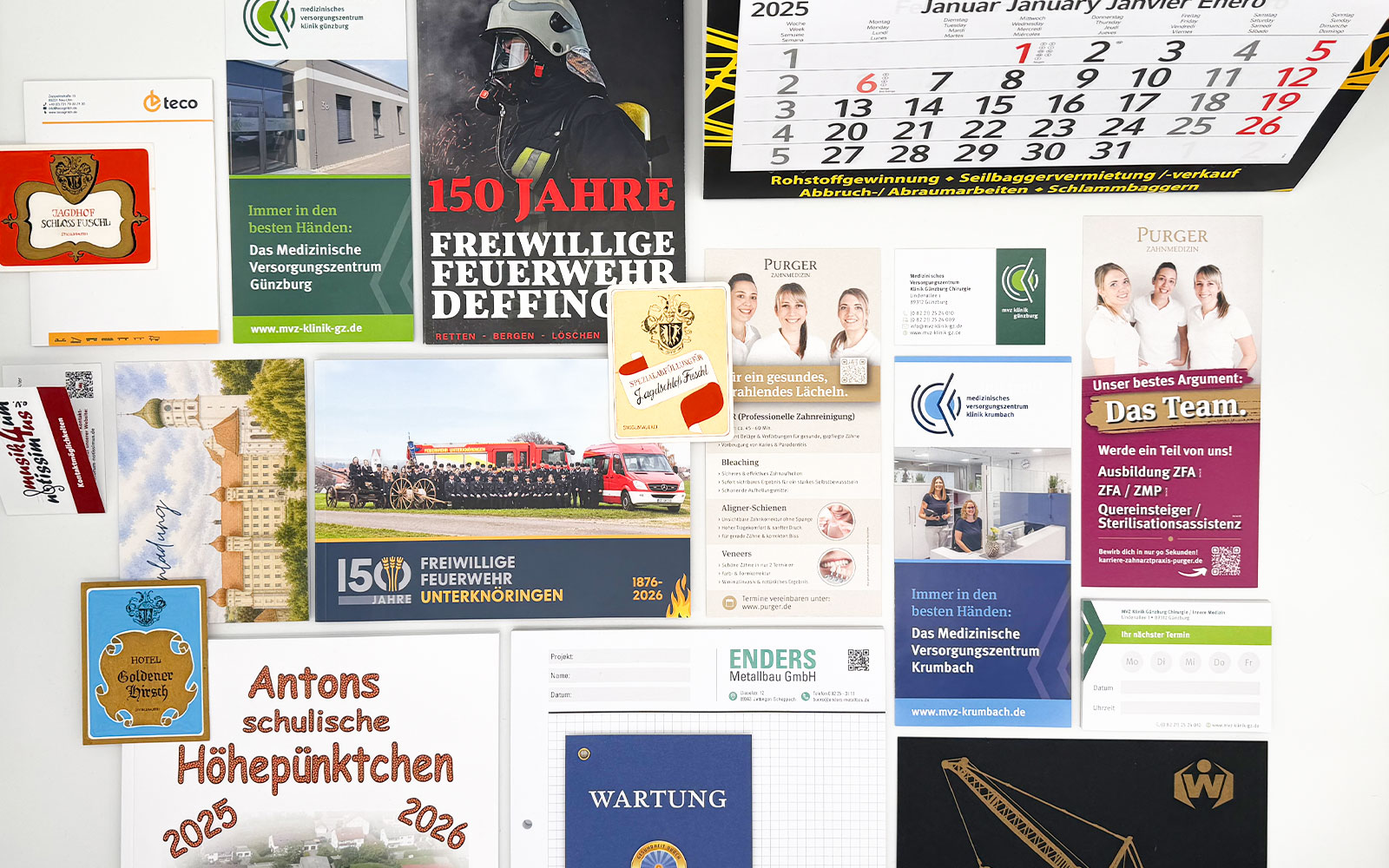 Drucksachen und Print in verschiedenen Ausführungen - Flyer, Broschüren, Visitenkarten, hochwertige Papeterie