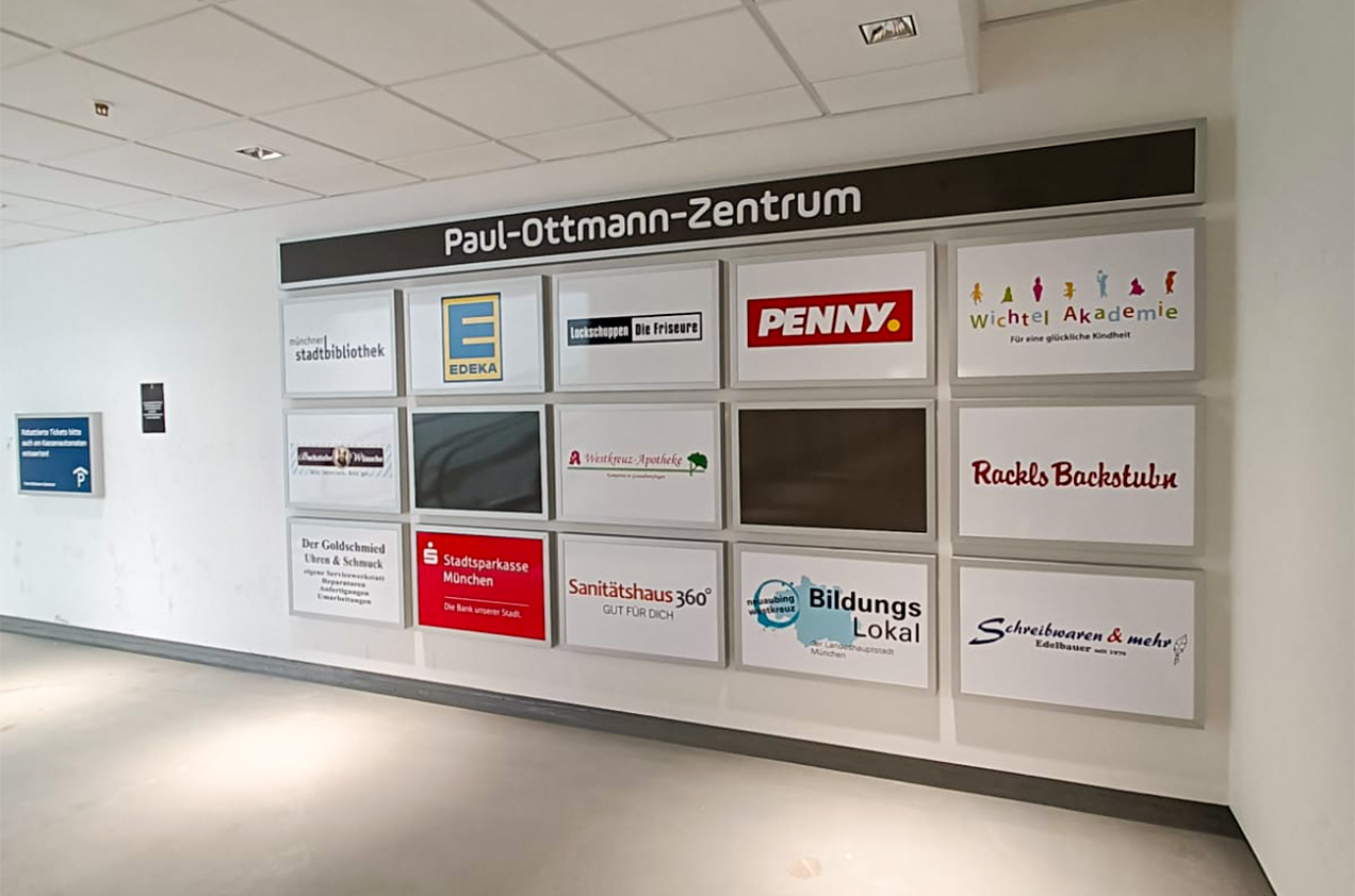 Beschilderung des Paul-Ottmann-Zentrums in München